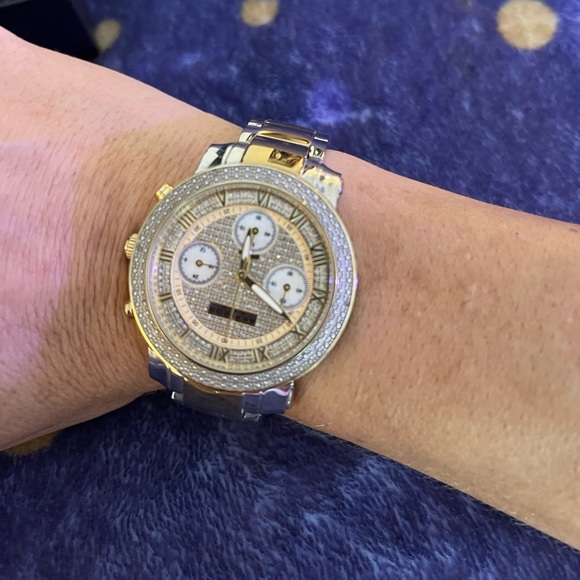 Akribos XXIV Grandiose Gold Tone Bling Ladies Watch AK440YG
